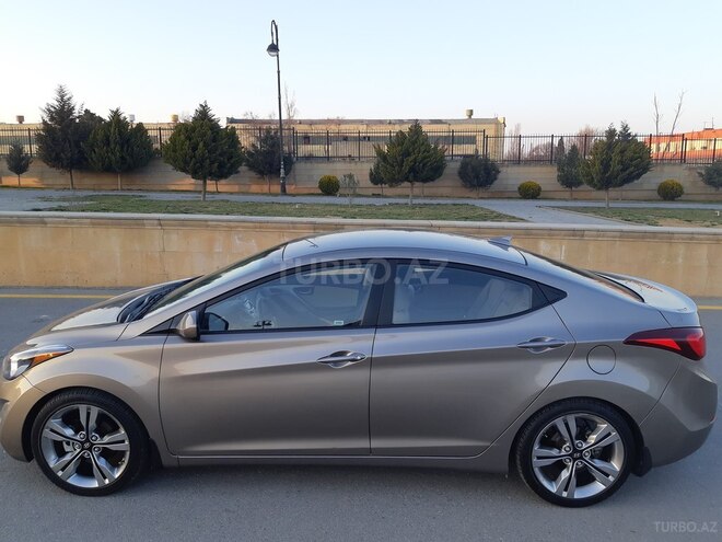 Hyundai Elantra 2015, 36,000 km - 1.8 л - Bakı