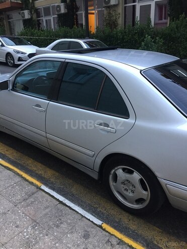 Mercedes E 240 1998, 378,000 km - 2.4 l - Bakı