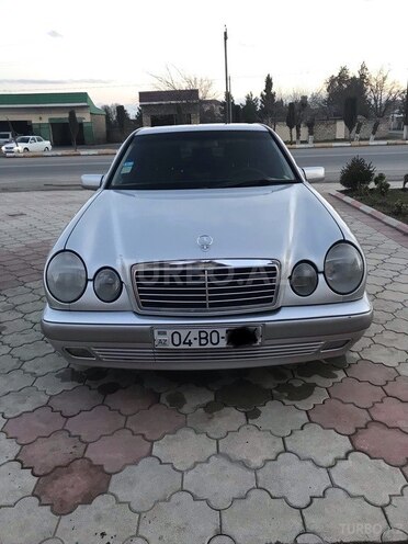 Mercedes E 220 1998, 279,555 km - 2.0 l - Ağcabədi