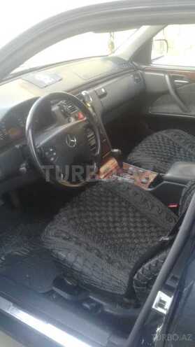 Mercedes E 240 2000, 231,000 km - 2.4 l - Xaçmaz