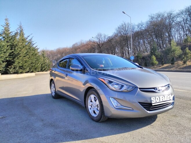 Hyundai Elantra 2014, 64,000 km - 1.8 l - Qusar
