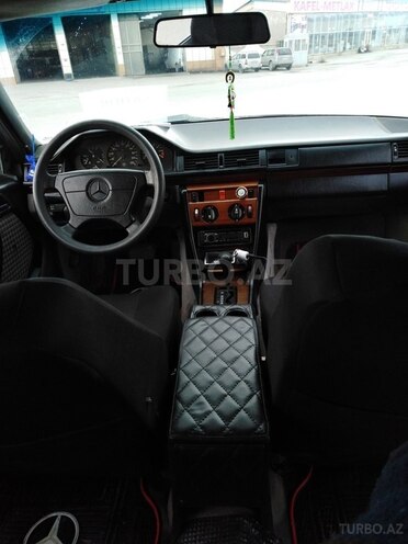 Mercedes 200 1986, 293,225 km - 0.2 l - Bakı