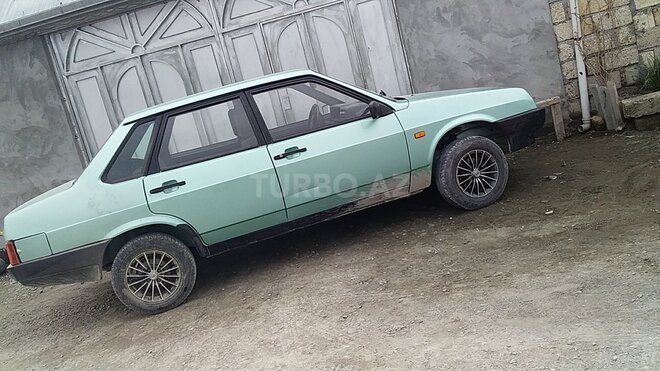 LADA (VAZ) 21099 2003, 180,000 km - 1.6 l - Ucar