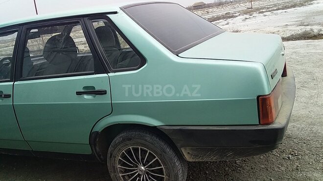 LADA (VAZ) 21099 2003, 180,000 km - 1.6 l - Ucar