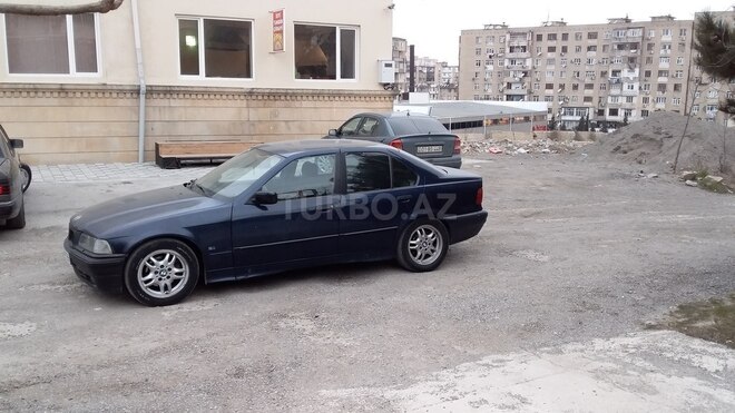 BMW 325 1992, 316,000 km - 2.5 l - Bakı