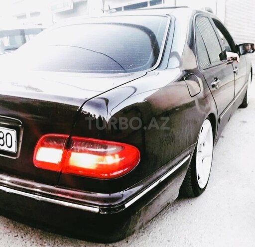 Mercedes E 280 2000, 279,000 km - 2.8 л - Bakı