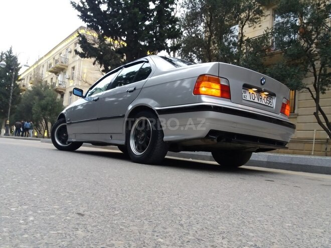 BMW 320 1994, 360,000 km - 2.0 l - Sumqayıt