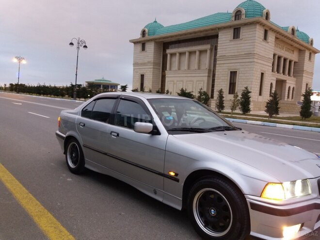 BMW 320 1994, 360,000 km - 2.0 l - Sumqayıt