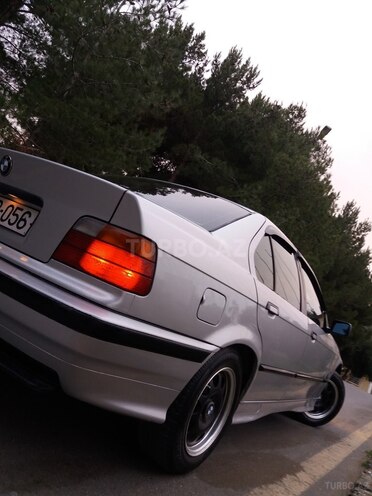 BMW 320 1994, 360,000 km - 2.0 l - Sumqayıt