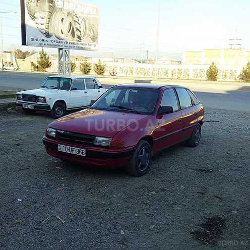 Opel Astra 1994, 276,000 km - 1.4 l - Yevlax