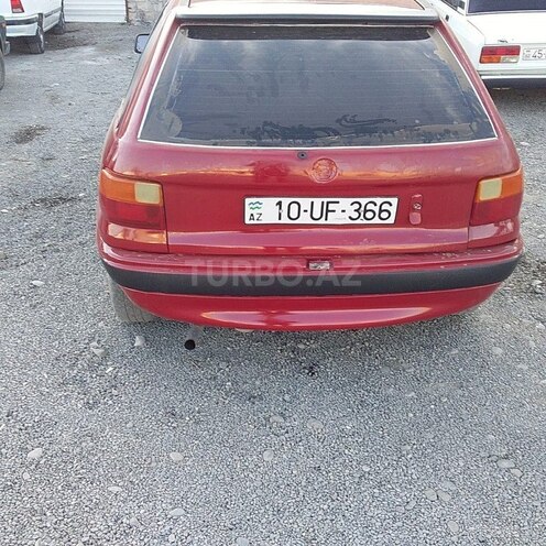 Opel Astra 1994, 276,000 km - 1.4 l - Yevlax
