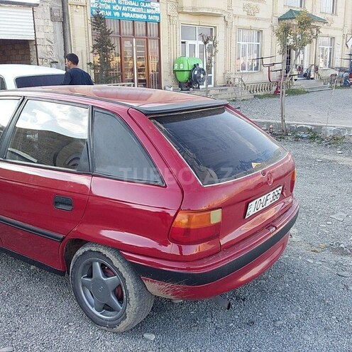 Opel Astra 1994, 276,000 km - 1.4 l - Yevlax