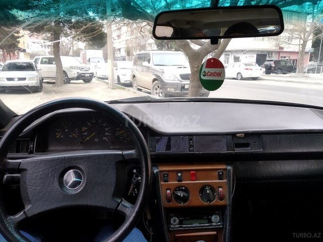 Mercedes E 200 1986, 459,101 km - 2.0 l - Sumqayıt
