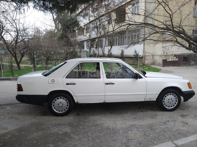 Mercedes E 200 1986, 459,101 km - 2.0 l - Sumqayıt