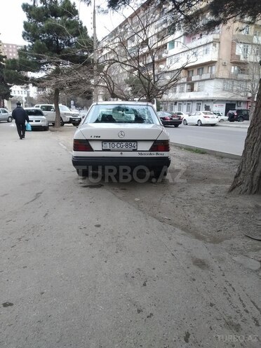 Mercedes E 200 1986, 459,101 km - 2.0 l - Sumqayıt