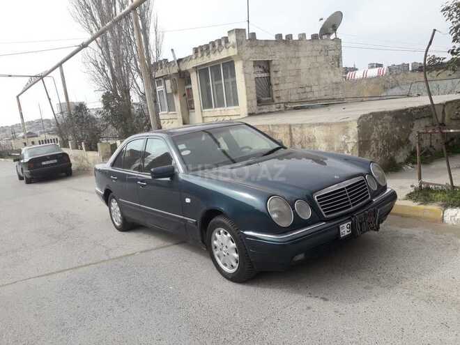 Mercedes E 230 1995, 310,000 km - 2.3 l - Bakı
