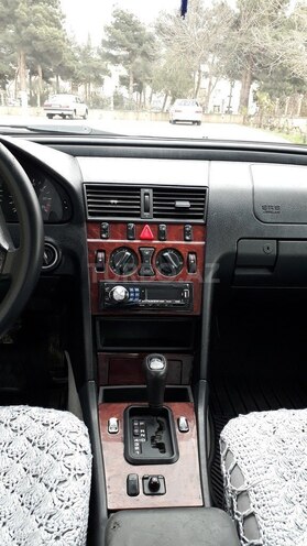 Mercedes C 180 1997, 277,000 km - 1.8 л - Şirvan