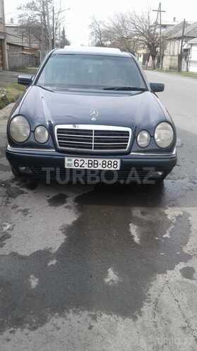 Mercedes E 240 1997, 238,000 km - 2.4 l - Zaqatala