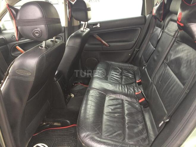 Volkswagen Passat 2002, 169,000 km - 2.8 l - Bakı