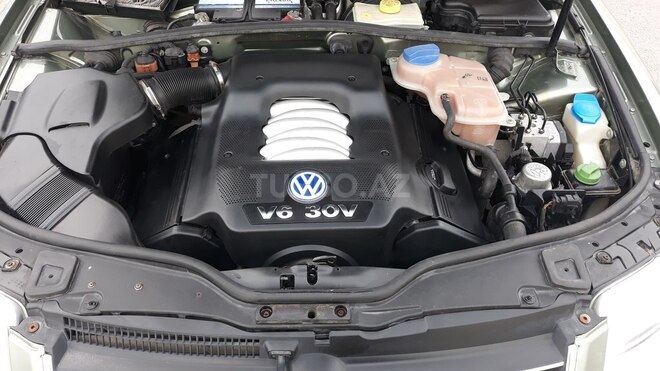 Volkswagen Passat 2002, 169,000 km - 2.8 l - Bakı