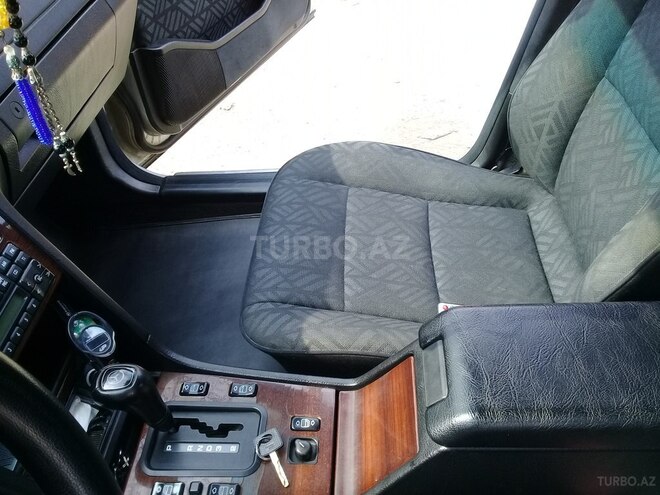 Mercedes C 220 1995, 185,000 km - 2.2 l - Saatlı