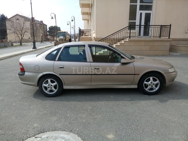 Opel Vectra 1996, 258,310 km - 1.8 l - Bakı
