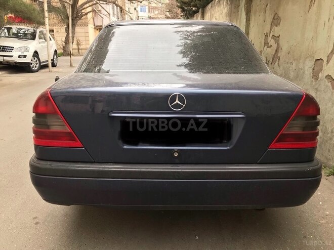Mercedes C 220 1996, 400,000 km - 2.2 l - Bakı