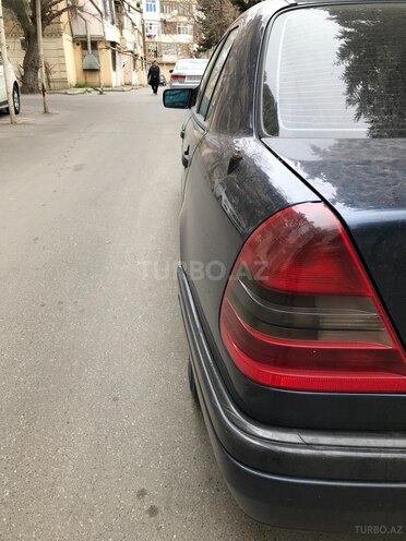 Mercedes C 220 1996, 400,000 km - 2.2 l - Bakı
