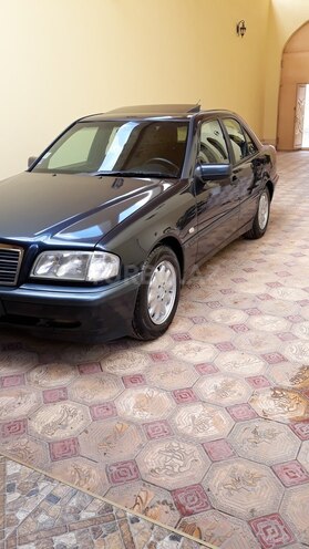 Mercedes C 180 1999, 287,000 km - 1.8 l - Gəncə