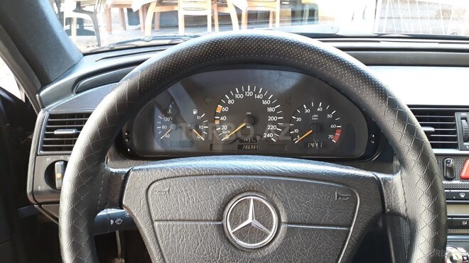 Mercedes C 180 1999, 287,000 km - 1.8 l - Gəncə