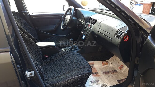 Mercedes C 180 1999, 287,000 km - 1.8 l - Gəncə