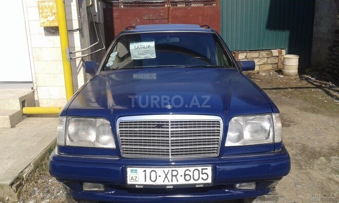 Mercedes E 250 1995, 64,645 km - 0.3 l - Astara