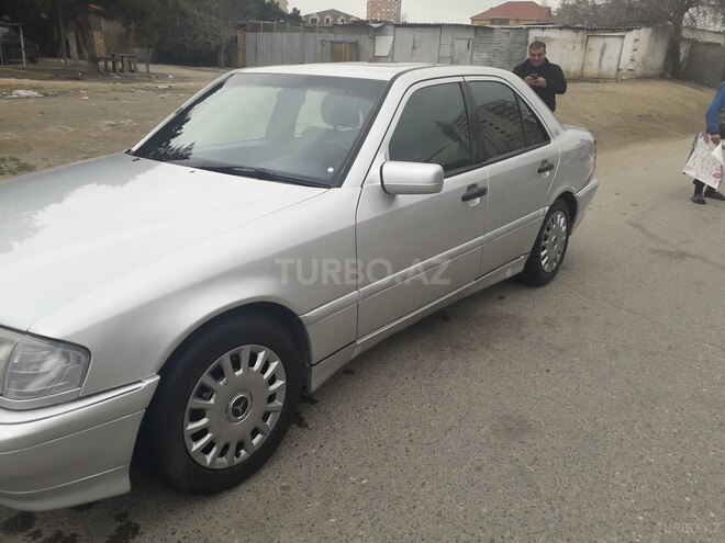 Mercedes C 230 2000, 294,000 km - 2.3 l - Bakı