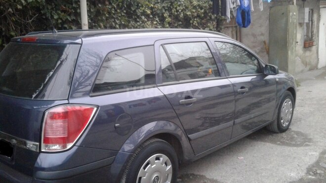 Opel Astra 2006, 227,000 km - 1.3 л - Bakı