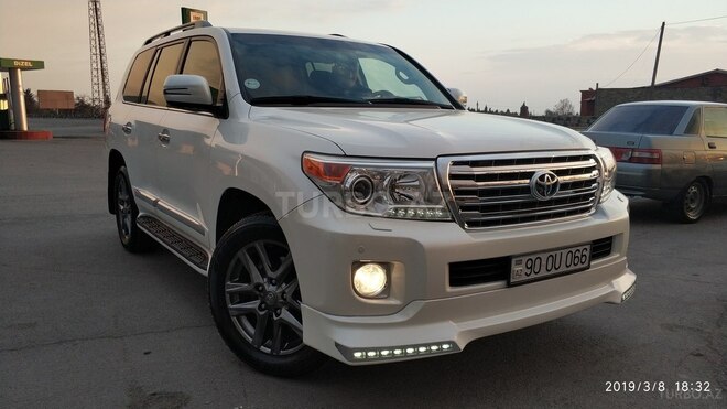 Toyota Land Cruiser 2012, 86,000 km - 4.0 л - Zaqatala