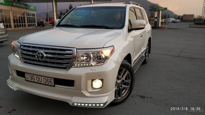Toyota Land Cruiser 2012, 86,000 km - 4.0 л - Zaqatala