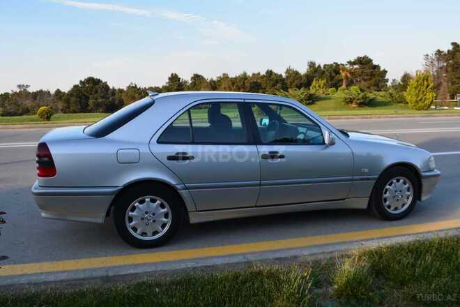 Mercedes C 180 1999, 240,000 km - 1.8 л - Bakı