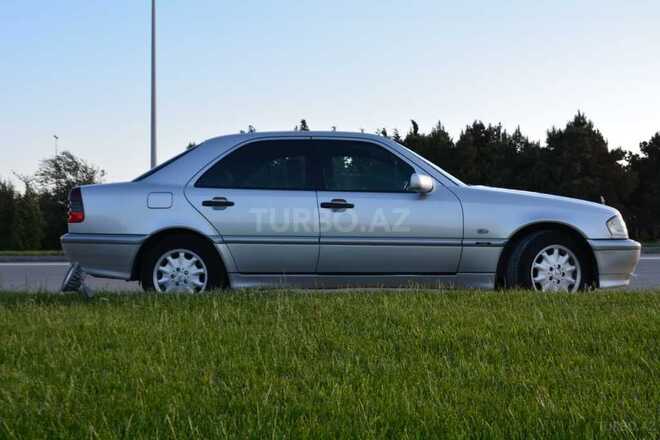 Mercedes C 180 1999, 240,000 km - 1.8 л - Bakı