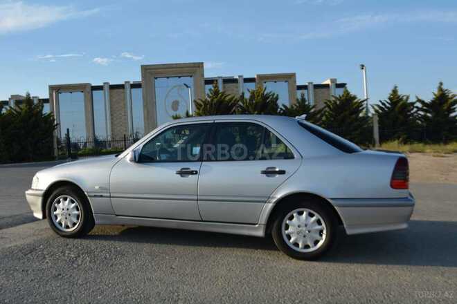 Mercedes C 180 1999, 240,000 km - 1.8 л - Bakı