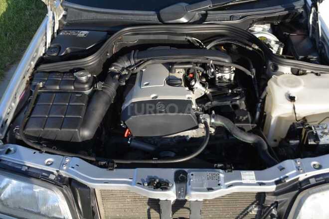 Mercedes C 180 1999, 240,000 km - 1.8 л - Bakı