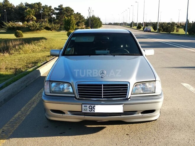 Mercedes C 180 1999, 240,000 km - 1.8 л - Bakı