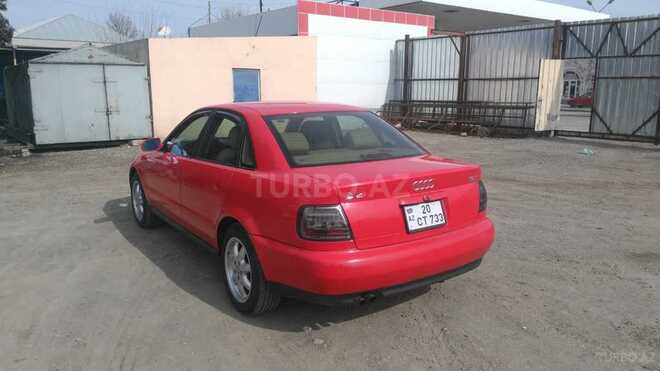 Audi A4 1998, 145,565 km - 1.8 l - Gəncə
