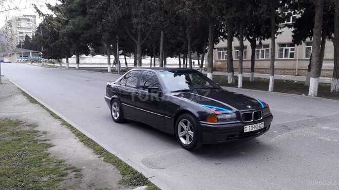 BMW 318 1992, 438,000 km - 1.8 l - Bakı