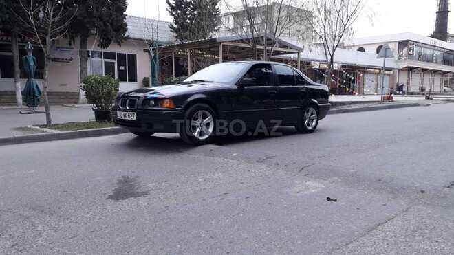 BMW 318 1992, 438,000 km - 1.8 l - Bakı