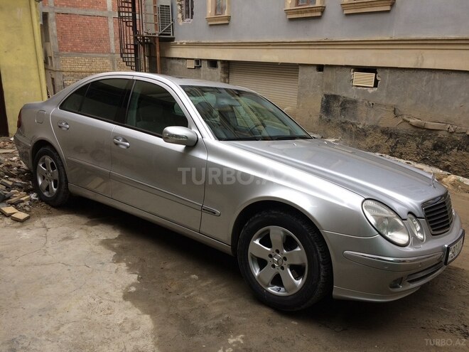 Mercedes E 320 2003, 293,340 km - 3.2 l - Bakı