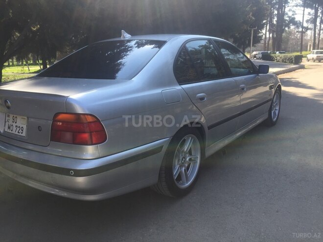 BMW 528 2000, 268,000 km - 2.8 l - Bərdə