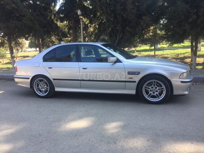 BMW 528 2000, 268,000 km - 2.8 l - Bərdə