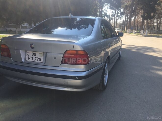 BMW 528 2000, 268,000 km - 2.8 l - Bərdə