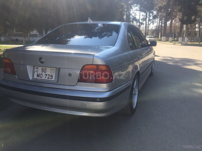 BMW 528 2000, 268,000 km - 2.8 l - Bərdə