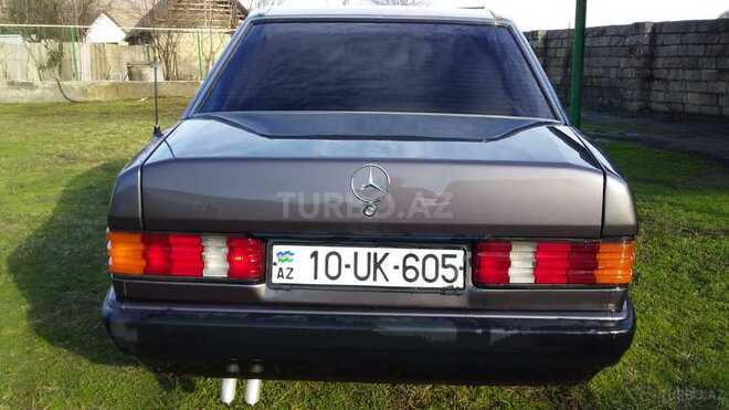 Mercedes 190 1993, 330,343 km - 2.0 л - Bakı